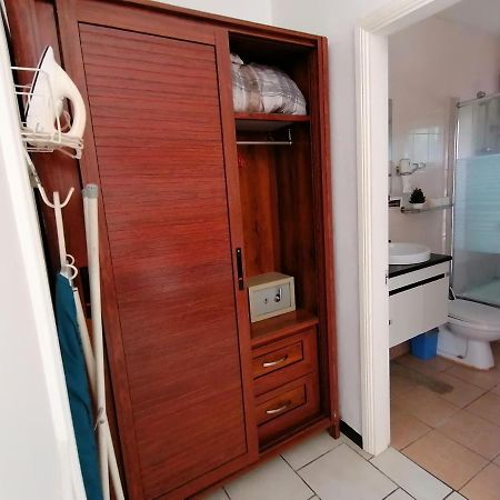 Montagu Apartment Flic-en-Flacq Kültér fotó