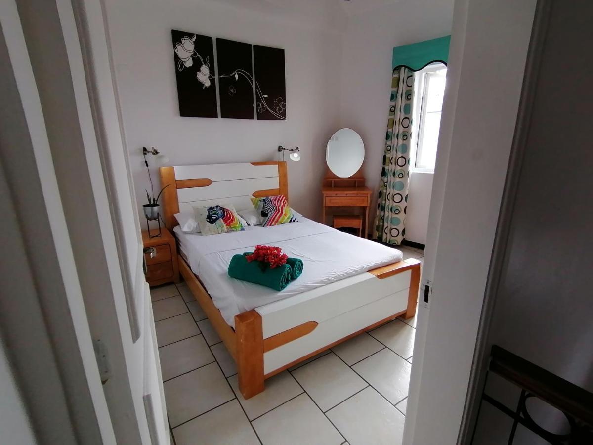 Montagu Apartment Flic-en-Flacq Kültér fotó